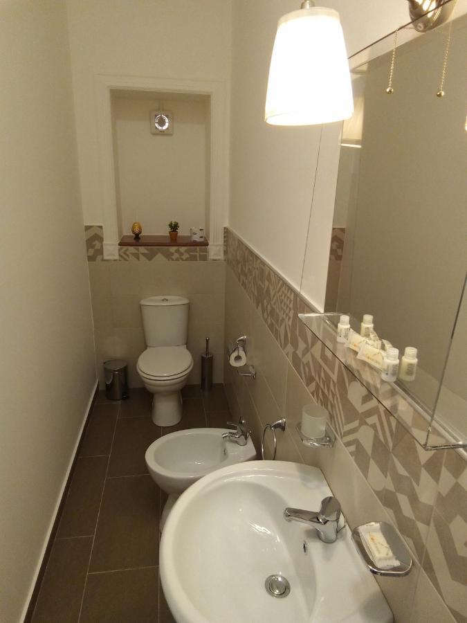B&B Suleima Messina Exteriör bild